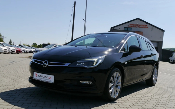 Opel Astra cena 39900 przebieg: 73000, rok produkcji 2016 z Elbląg małe 301